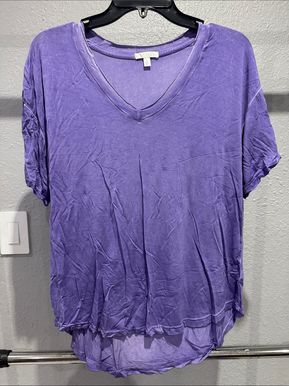 Vince Lavender V-Neck Short Sleeve Tee